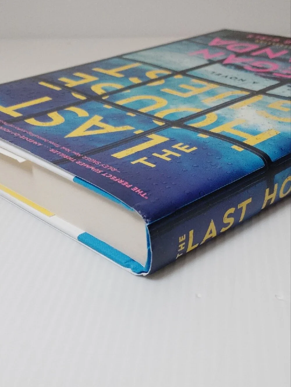 N/A hardcover novel